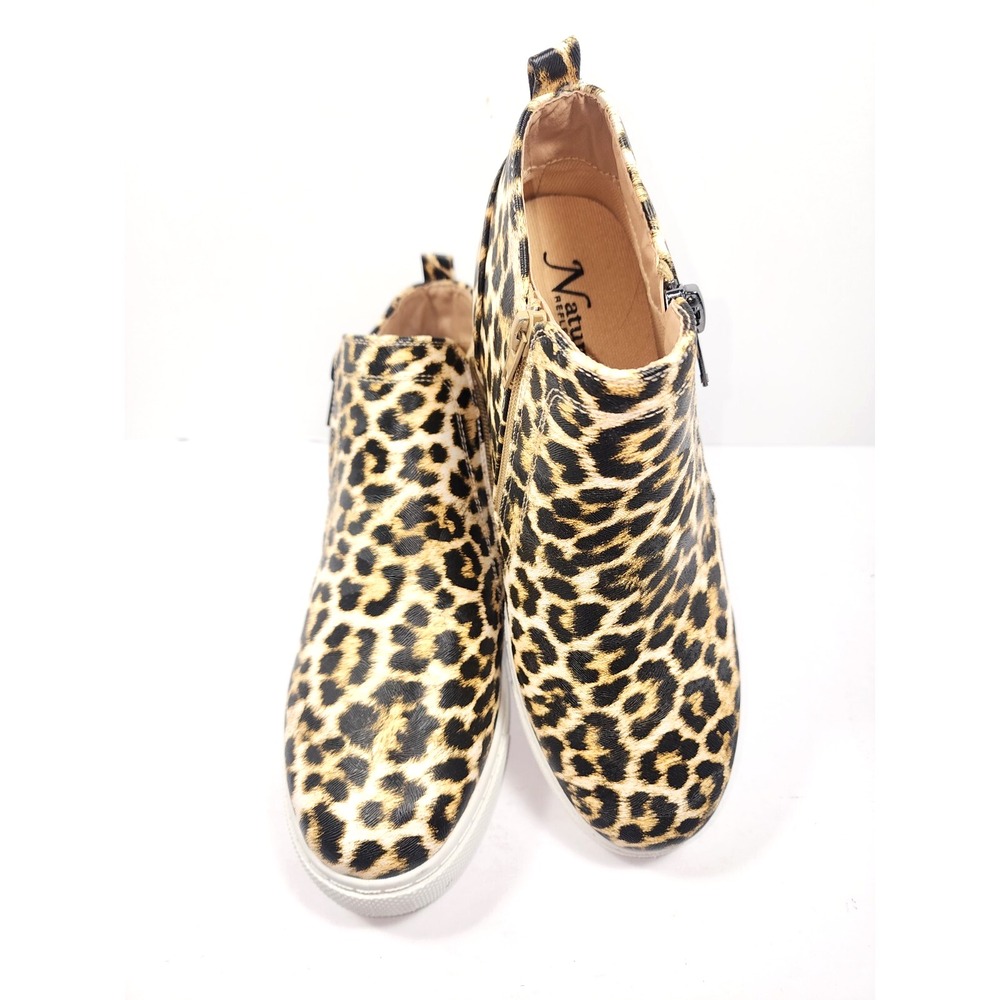 Natural Reflections Women's 9 Oatmeal Cheetah High Top Slip On Fashion‎ Sneakers